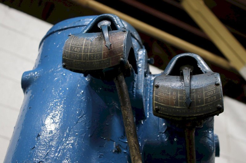 24&quot; CINCINNATI SINGLE SPINDLE DRILL: STOCK #75249