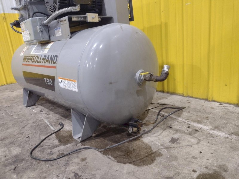 INGERSOLL RAND AIR COMPRESSOR: YOBRO #24822