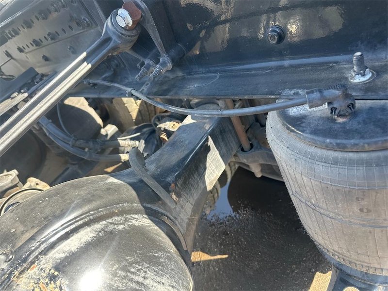 2023 Volvo VNL64T860 4V4NC9EJ5PN307510