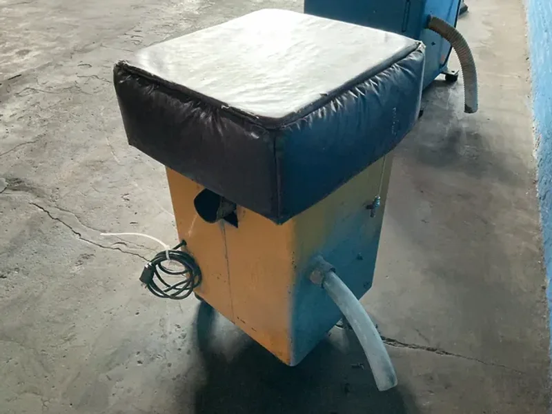 ROYSON 12” X 10” X 12” VIBRATORY FINISHER