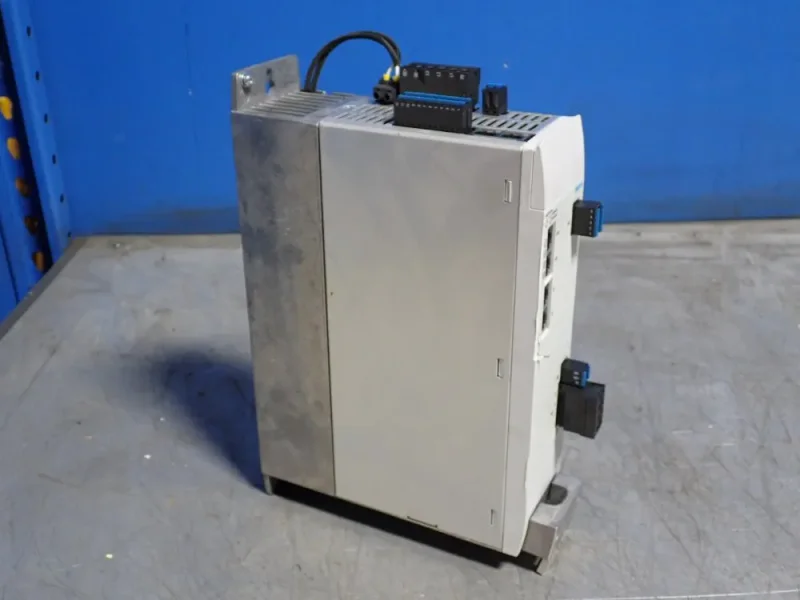 FESTO SERVO CONTROL   -  CMMT-AS-C12-11A-P3-MP-S1