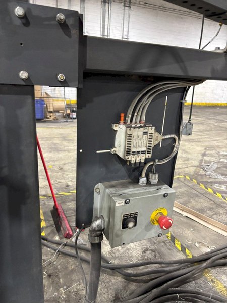 M.J MAILLIS WULFTEC MODEL #WCRT-200 LARGE CAPACITY SHRINK WRAP MACHINE: YOBRO #25092