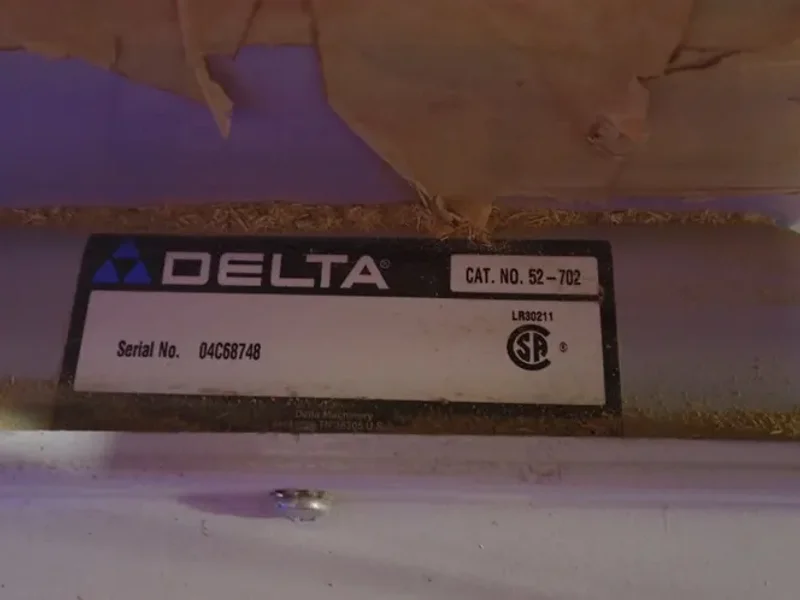 DELTA 80" X 27" TABLE SAW  -  36-L53L