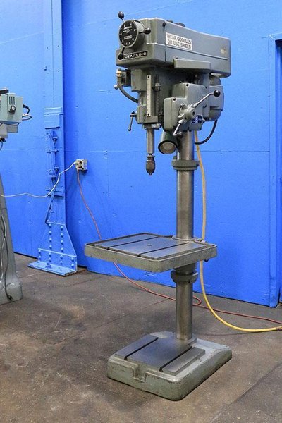 20&quot; CLAUSING VARIABLE SPEED DRILL PRESS MODEL: 2215