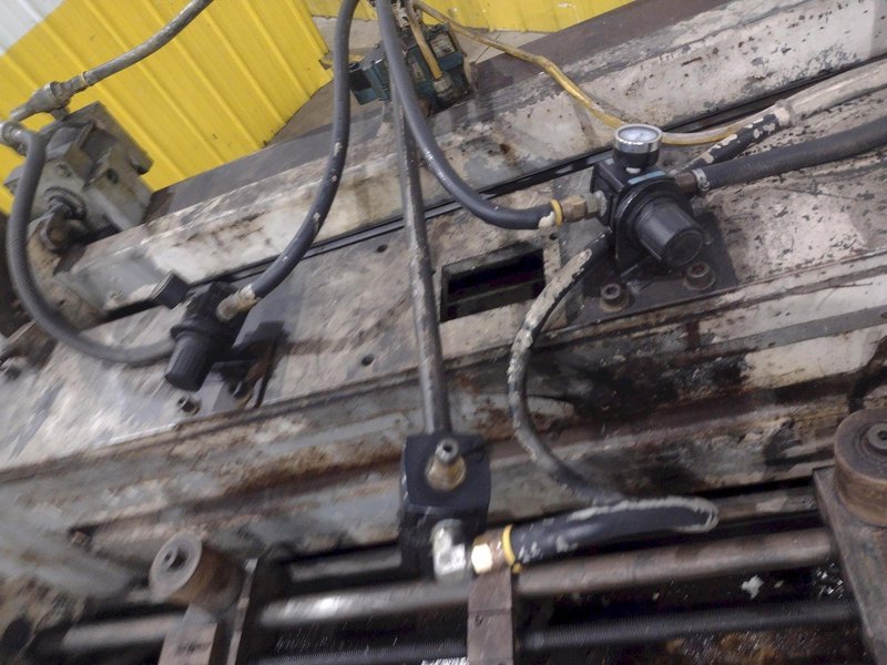 36" COE SERVO FEEDER: YOBRO #24891