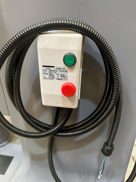 New, Manford Model L-2V Vertical Turret Milling Machine (MF-1 1/2VS)