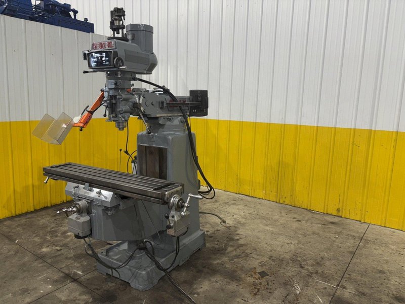 3 HP SEIKI XL MODEL #3VX VARIABLE SPEED VERTICAL RAM TYPE KNEE MILL: YOBRO #23839