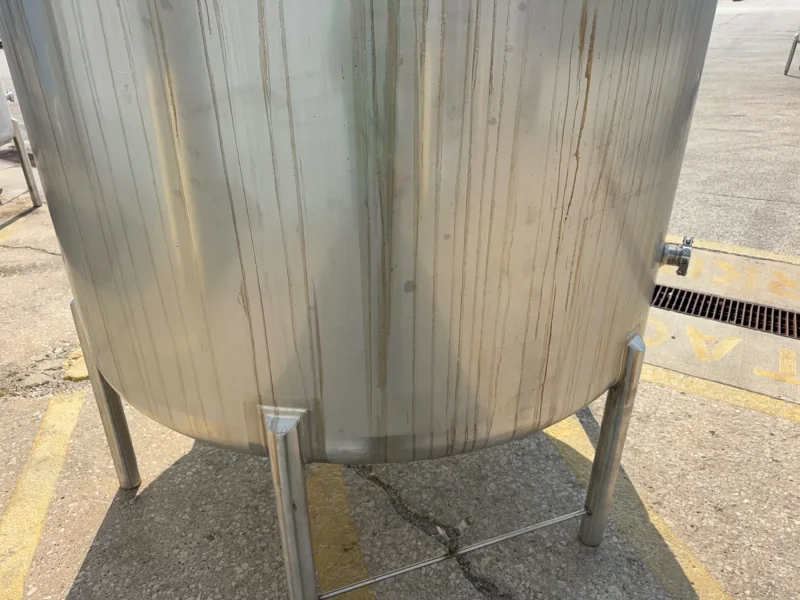 APPROX  900 GALLONS S/S MIXING TANK
