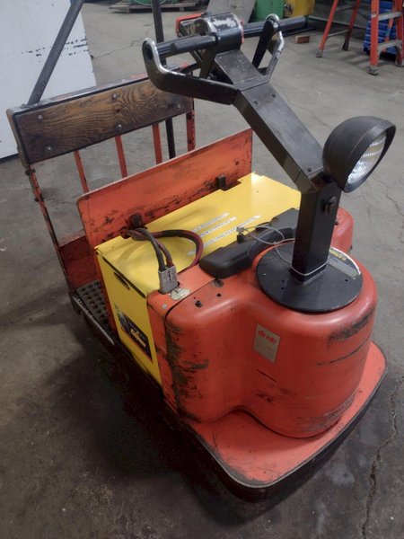 10,000 LB TOYOTA MODEL #6TB50 ELECTRIC CART &amp; TOW TRUCK: STOCK #16219