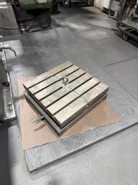 24" X 24"  DEVLIEG AIR LIFT ROTARY TABLE. STOCK # 0220926