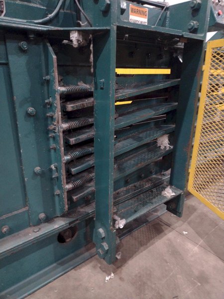 24" X 36" X 96" LONG AMERICAN MODEL #10447 HYDRAULIC HORIZONTAL BALER: YOBRO #24745