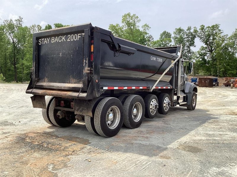 2022 Mack Granite 64F 1M2GR4TC0NM001422