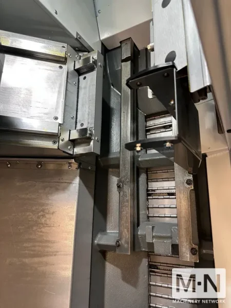 HAAS ST-15Y CNC Lathe w/Live tooling , 2021 - Brand New, 5 hours (testing only)