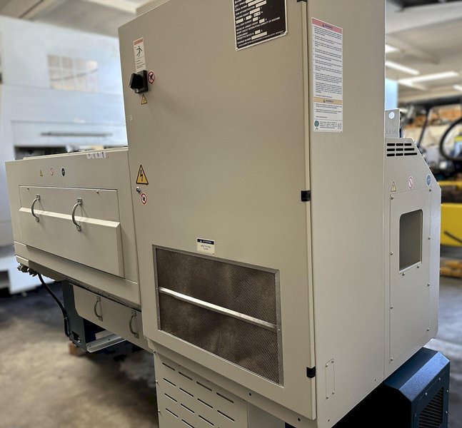 Romi C-420 CNC Lathe Siemens 828D Control, 8″ Chuck, Hand Wheels, Conversational Control