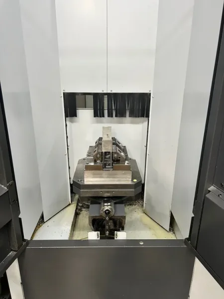 2010 MORI SEIKI NMV5000 DCG | Machining Centers, Vertical