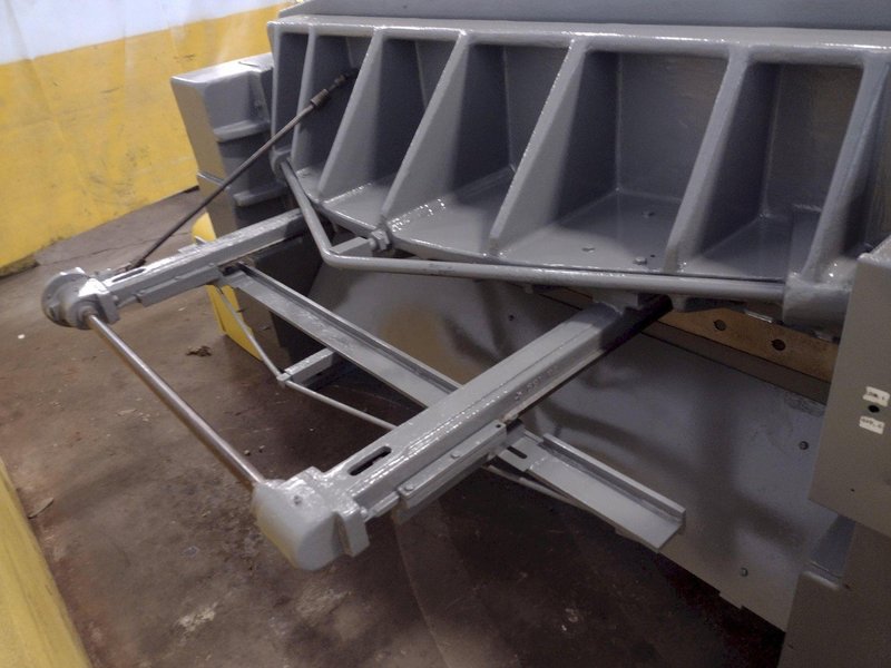 72" X 3/16" WYSONG MODEL #772 POWER SQUARING SHEAR: STOCK #16928