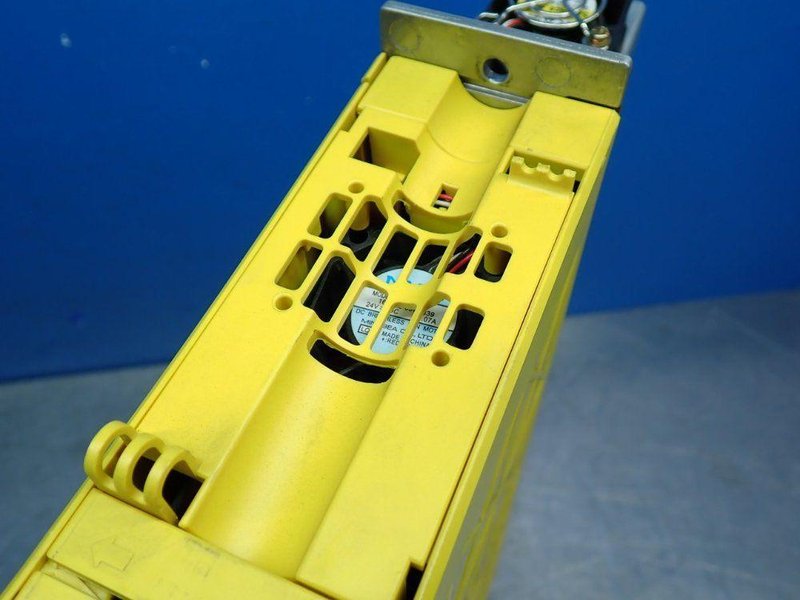 FANUC SERVO DRIVE SERVO AMPLIFIER  -  A06B-6114-H209