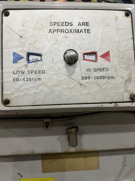 5 HP WILLIS MODEL #5000VS VERTICAL KNEE MILL: STOCK #19835