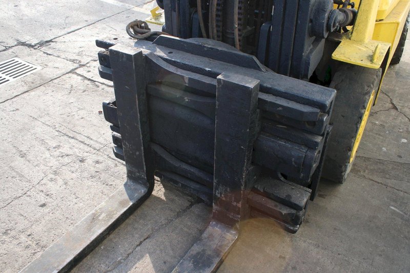 8000 LBS CATERPILLAR PROPANE FORKLIFT: STOCK #75938