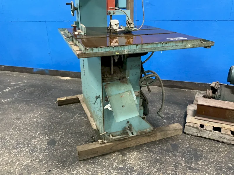 TANNEWITZ 36” X 36” VERTICAL BAND SAW  -  GV1N