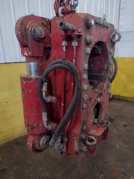 10&quot; WEATHERFORD MODEL &quot;SUT&quot; PORTABLE PIPE HYDRDAULIC BREAK-OUT &amp; BUCKING MACHINE: STOCK #18037