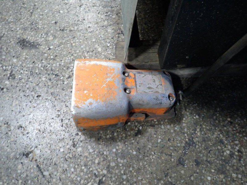 TENNSMITH 24 GA. HYDRAULIC SQUARING SHEAR