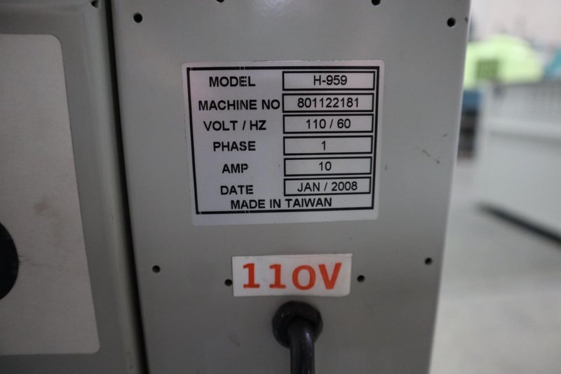 ULINE H-959 Poly Strapping Machine, Semi-Automatic, Portable on Casters- Auction Item