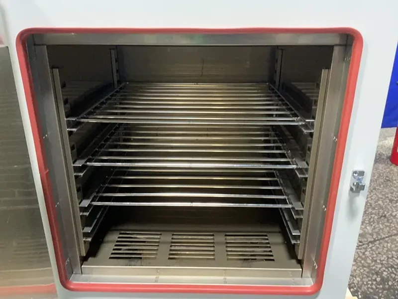 YAMATO SCIENTIFIC CO., LTD. INERT OVEN  -  DN-410I