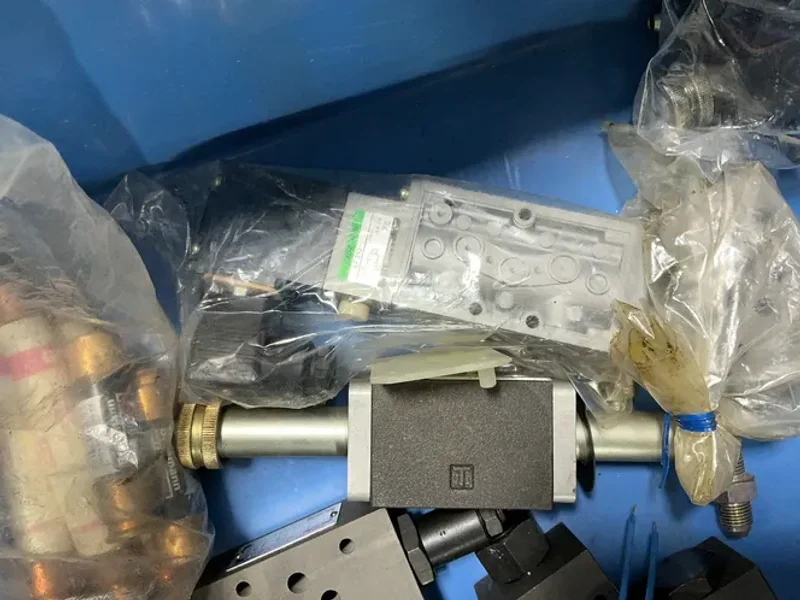 NACHI FUJIKOSHI CORP, REXROTH, FUSETRON MISC. VALVES, FUSES