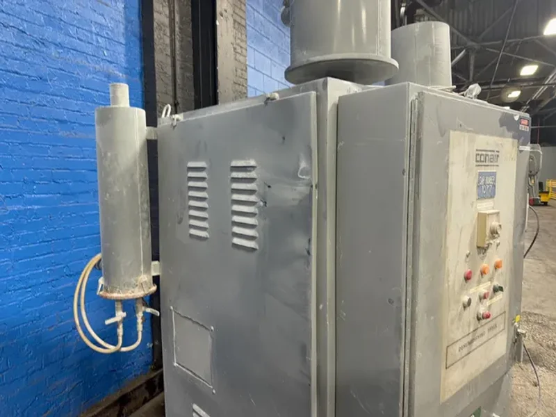 CONAIR DEHUMIDIFYING DRYER  -  D400H611