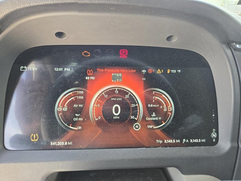 2023 Peterbilt 579 1XPBD49X7PD871368