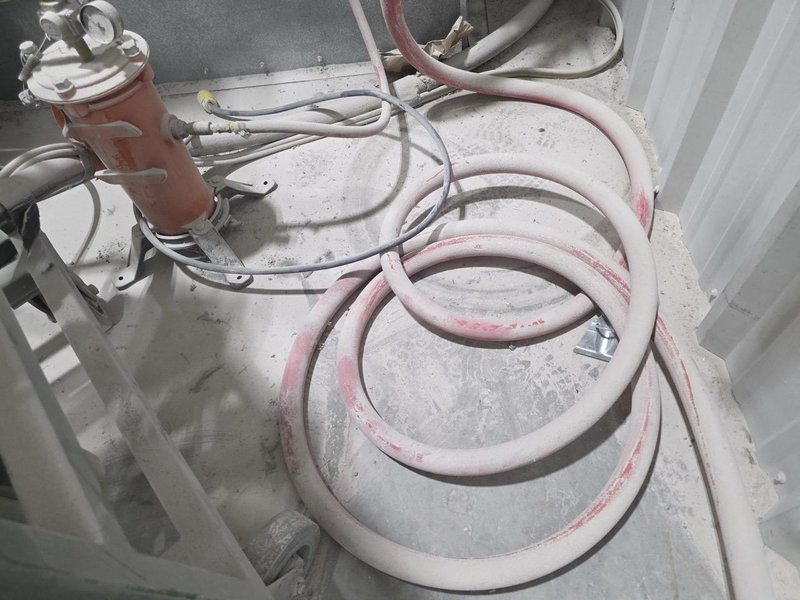 SpongeJet Sponge Media Blaster with Recycler 35E-CE and Fresh Air Hood, 2012