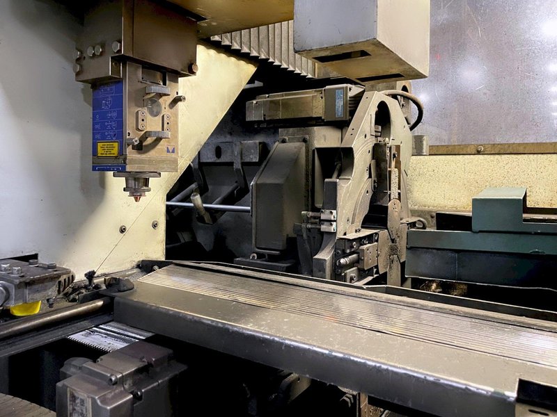 BLM LT722 2.5 KW CO2 Tube Laser