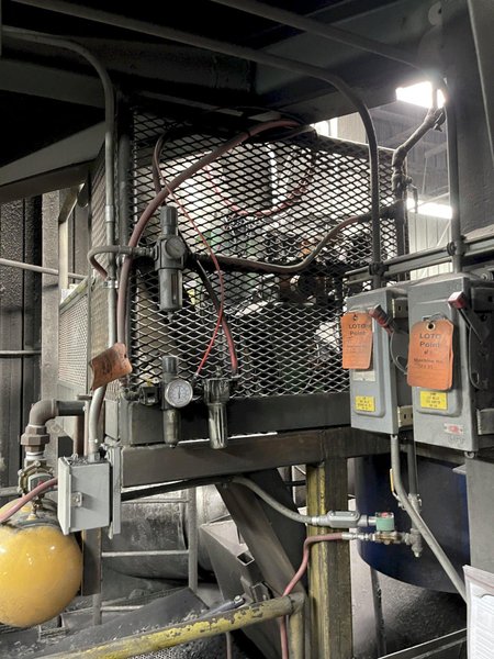 west 1965 B and P model 85b muller with dust hood, batch hopper, cooling system, upgraded to 100b gearbox , 125 hp motor, s/n 85b-101-6506
2020 west Simpson Hartley compactability system with model 2552 test unit, controls model 2552b1 s/n 2552b1-0611-1912, remote readout, bond feed transporter model 90mk2-5, available date 5/1/2025