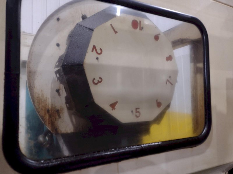 KIRA MODEL #KN30VE ELITE DUAL PALLET CNC VERTICAL MACHINING CENTER: YOBRO #24010