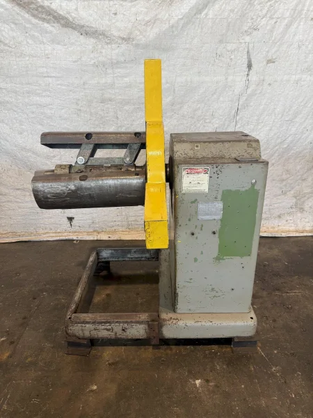 4,000 LB X 18" AMERICAN MODEL #60 PULL OFF COIL REEL UNCOILER: YOBRO #23927