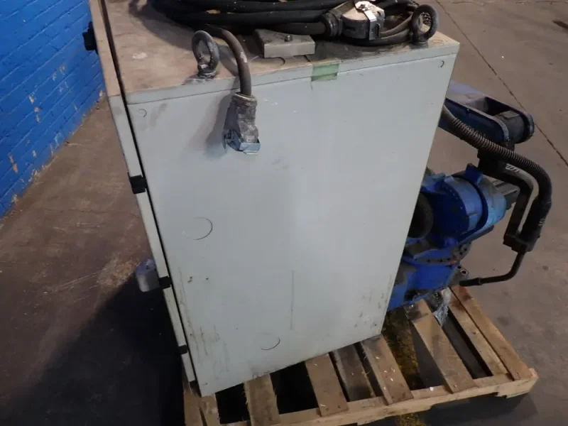 YASKAWA MOTOMAN ROBOT  -  MH6