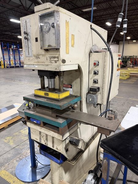 GREENERD HPB-15 HYDRAULIC PRESS WITH TOUCHLESS PALM BUTTONS