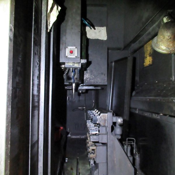 Doosan VC-500 Vertical Machining Center