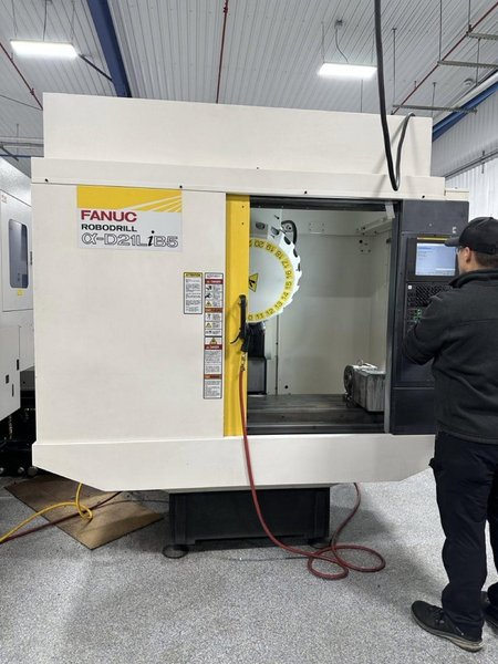 Fanuc Robodrill a-D21LiB5 CNC VMC, 2018
