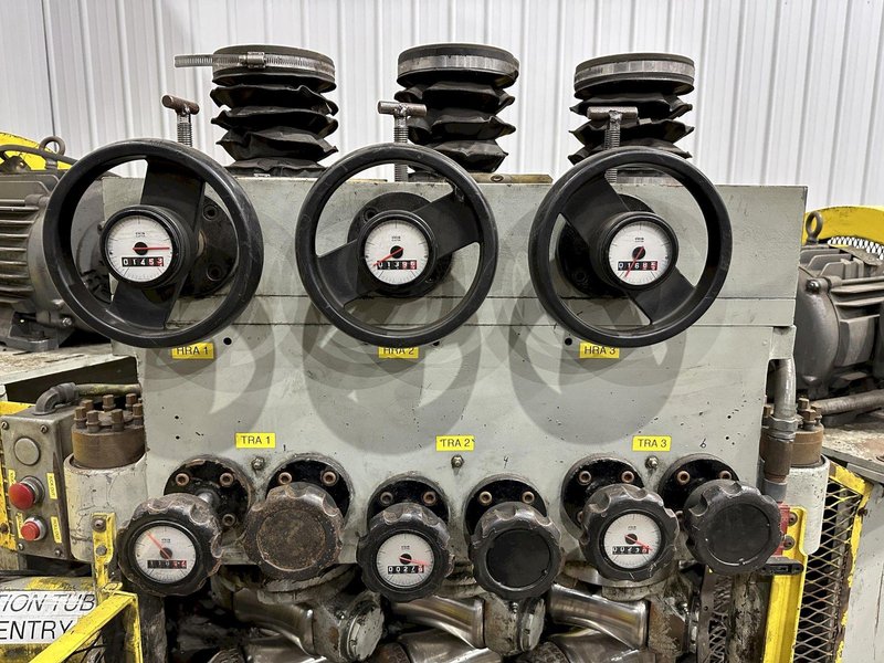 2.25" X 6 ROLL MACKINTOSH-HEMPHILL / TURNER MODEL #922 TUBE &amp; BAR STRAIGHTENER: STOCK #22572