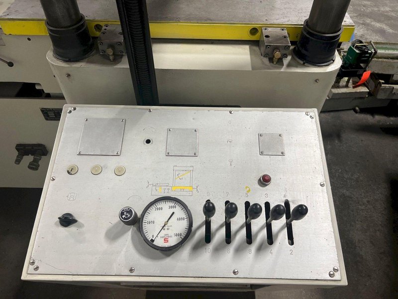 40 TON REIS SPOTTING PRESS