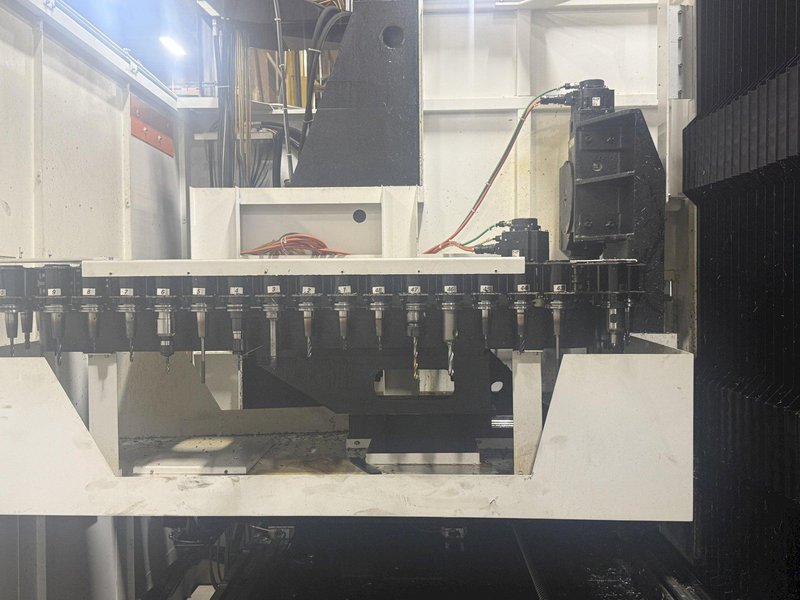 2021 Used Mazak VTC-300C CNC Vertical Machining Center For Sale