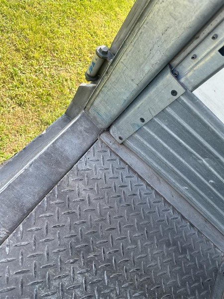 2023 Vanguard 53 x 102 5V8VA5329PM307079