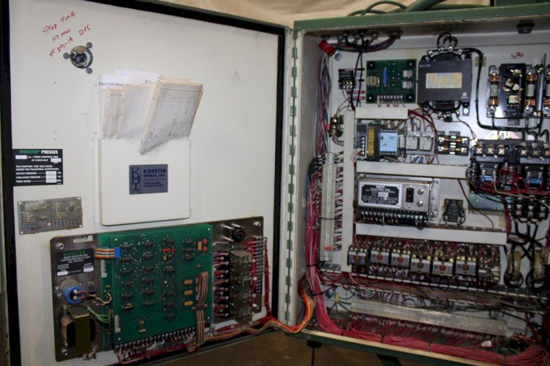 32 TON MINSTER GAP PRESS