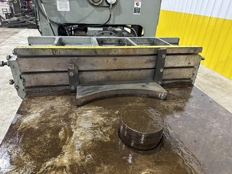 200 TON BEATTY HYDRAULIC BULLDOZER TYPE HORIZONTAL PRESS