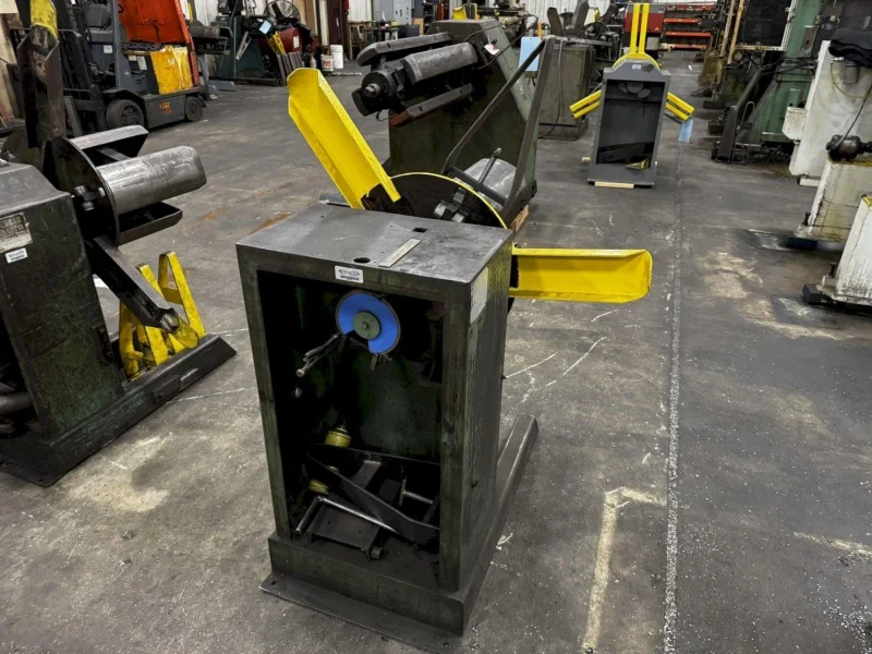 2500 LB X 12&quot; AMERICAN MODEL 60 UNCOILER: YOBRO #23924