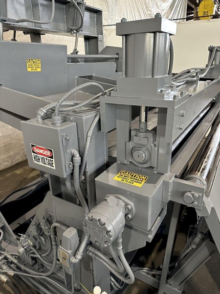 72&quot; x .250&quot; PAXSON HYDRAULIC PEELER TABLE WITH TENSION STAND. STOCK # 0106123