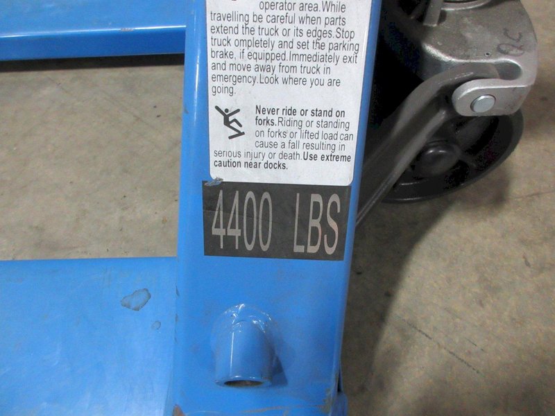 Pallet Jack Uline H-3763 4400 LB Capacity 27&quot; Fork Width 48&quot; Fork Length- Auction Item