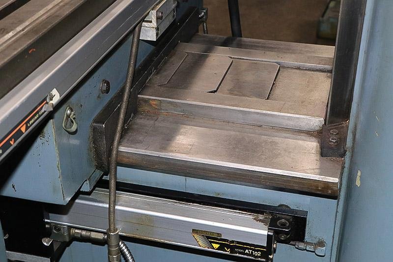 CLAUSING-KONDIA VERTICAL MILLING MACHINE MODEL: FV-300